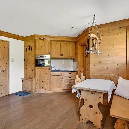Alpine Flat Near Sankt Moritz Apartment *